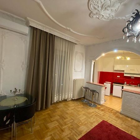 Apartment With Balcony And Ac Next To Danube Budapest Exterior foto