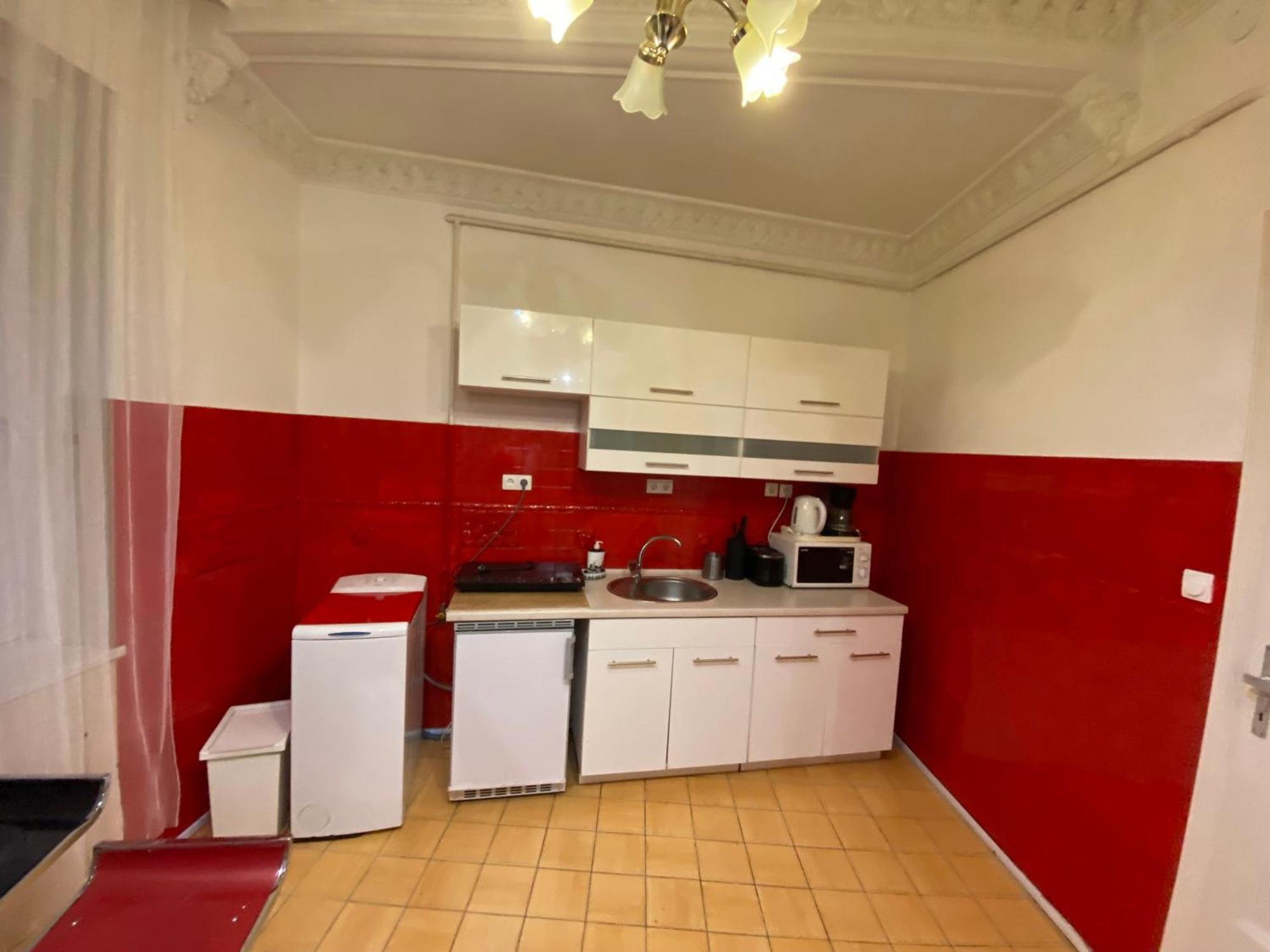 Apartment With Balcony And Ac Next To Danube Budapest Exterior foto