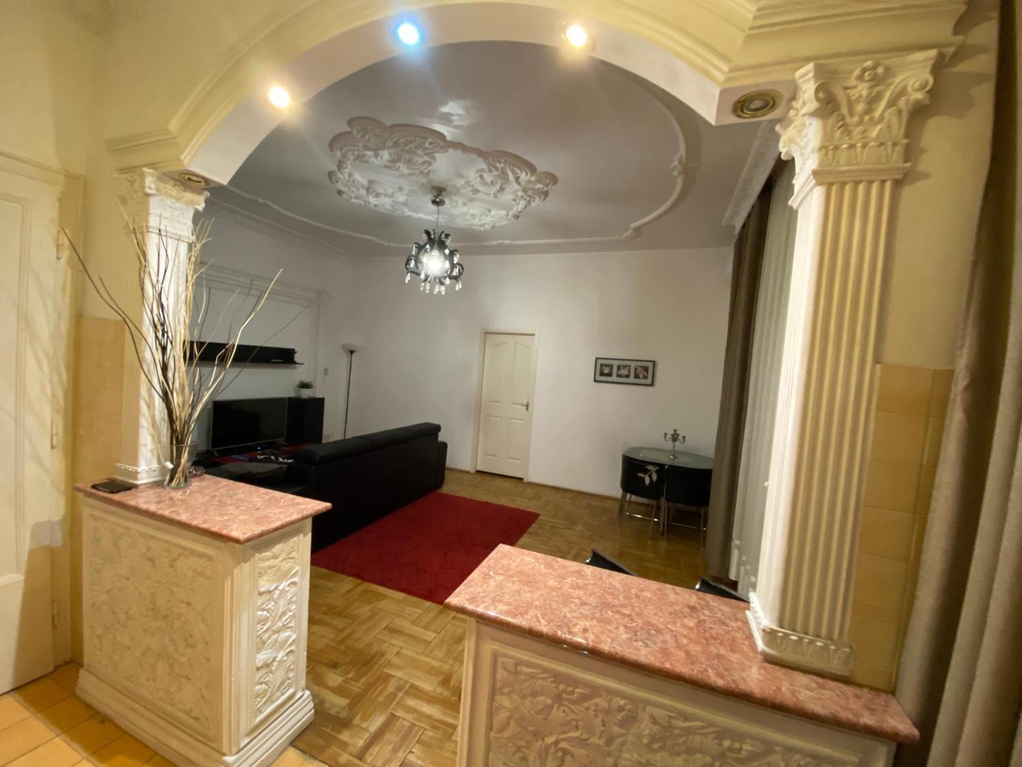 Apartment With Balcony And Ac Next To Danube Budapest Exterior foto