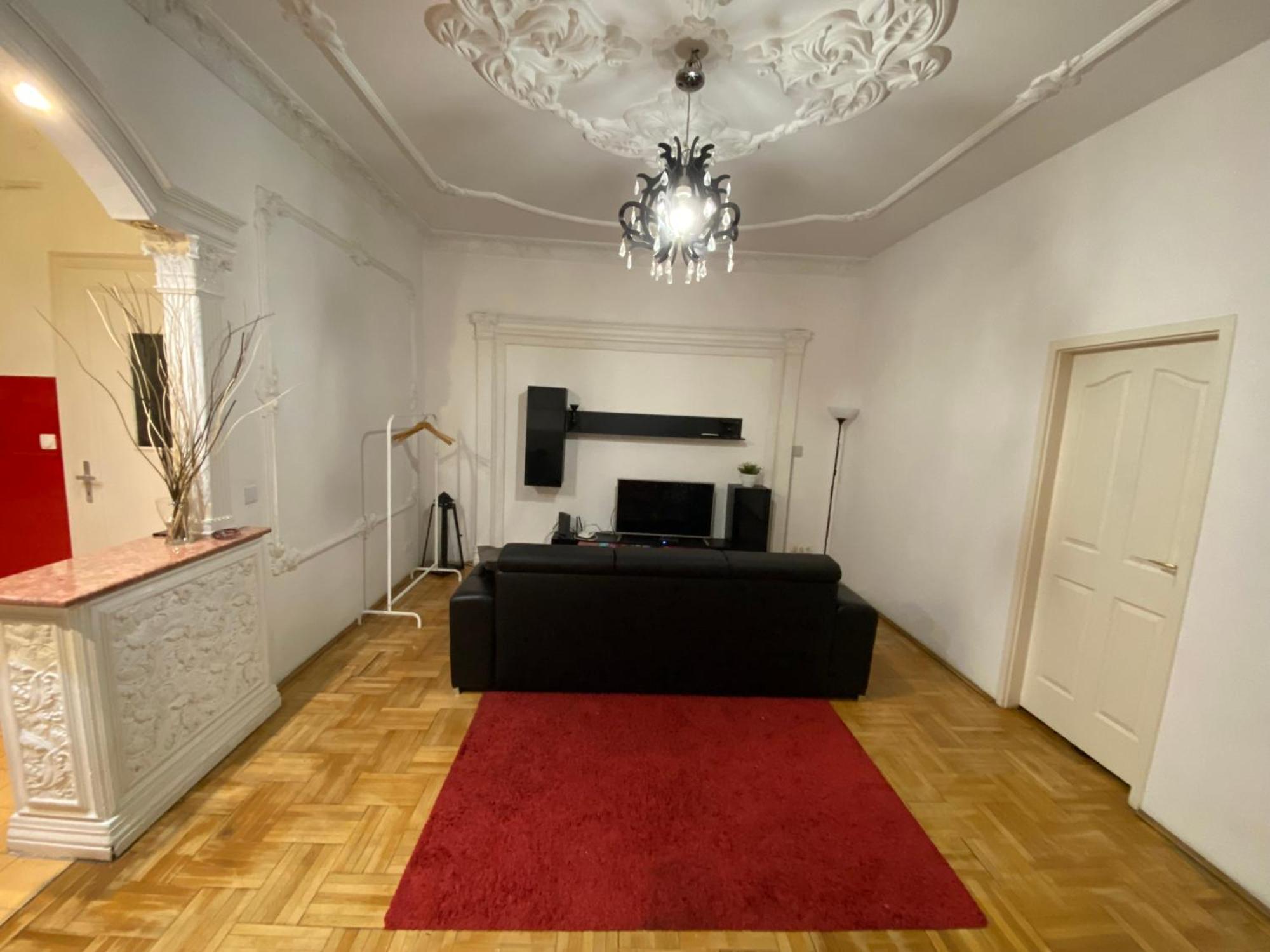 Apartment With Balcony And Ac Next To Danube Budapest Exterior foto