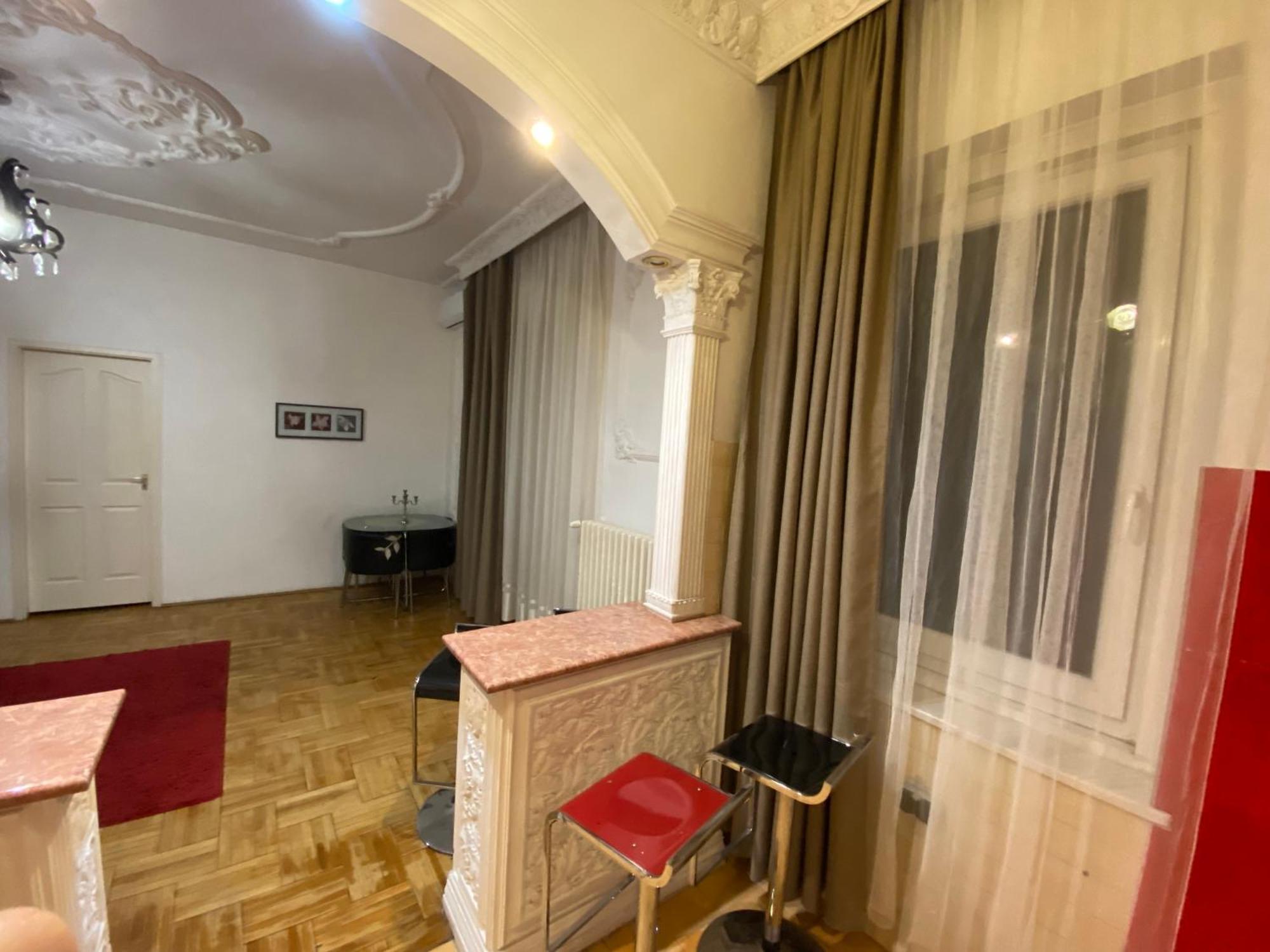 Apartment With Balcony And Ac Next To Danube Budapest Exterior foto