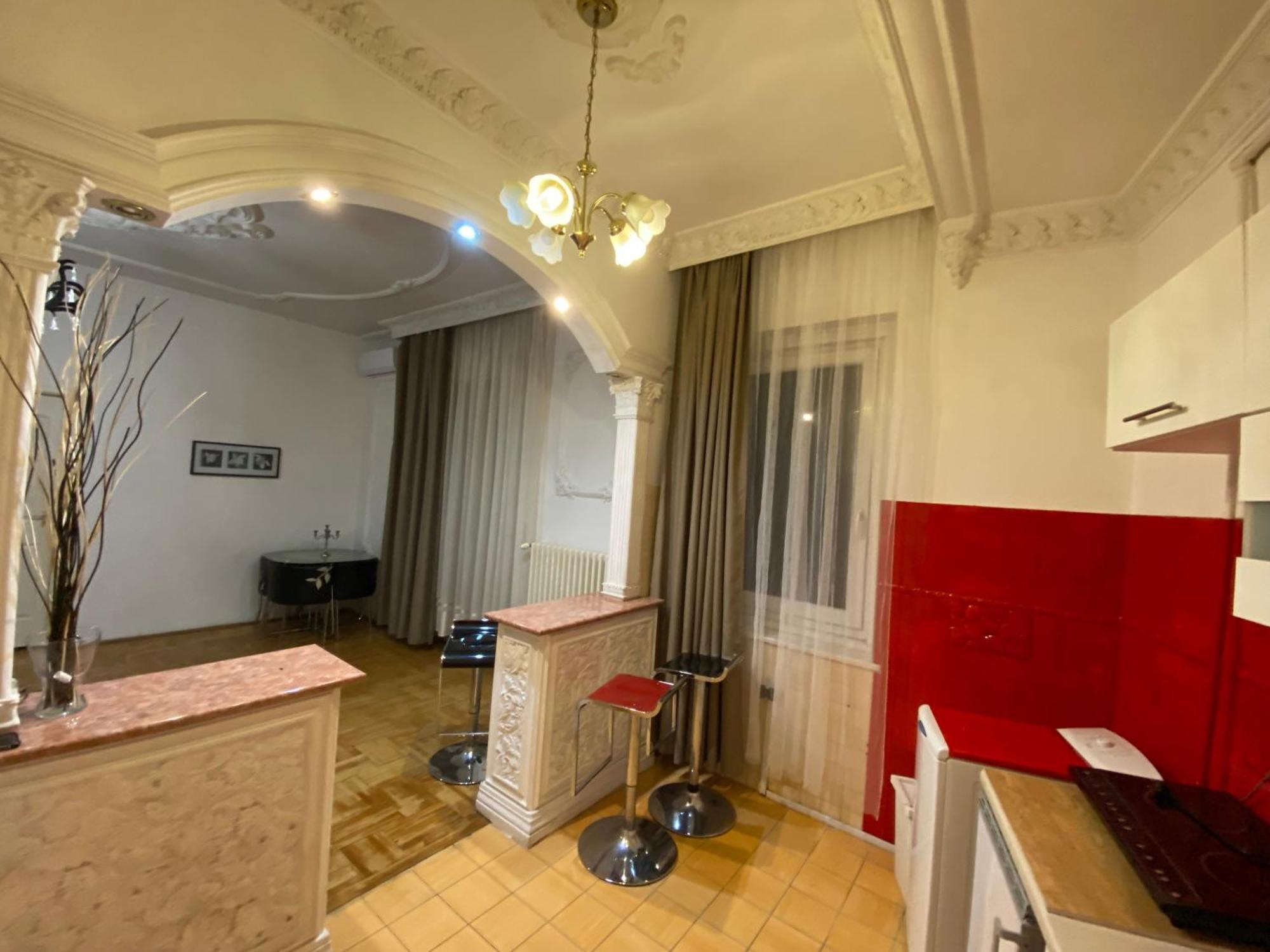 Apartment With Balcony And Ac Next To Danube Budapest Exterior foto
